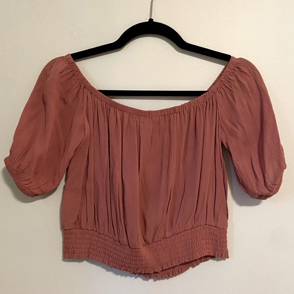 Cute Vintage Style Short Puff Sleeve Crop Top - Picture 2 of 3